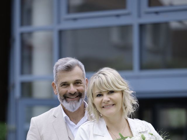 Le mariage de Olivier et Estelle à Hoenheim, Bas Rhin 5