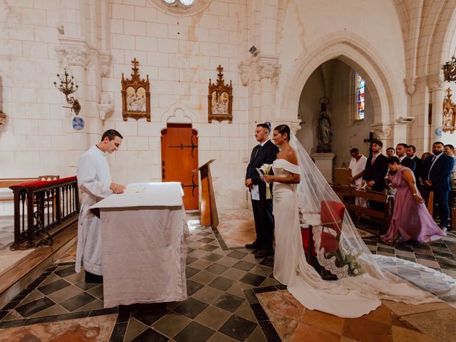 Le mariage de Charly et Oanelle à Crazannes, Charente Maritime 8