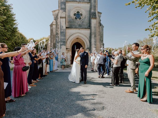 Le mariage de Charly et Oanelle à Crazannes, Charente Maritime 10