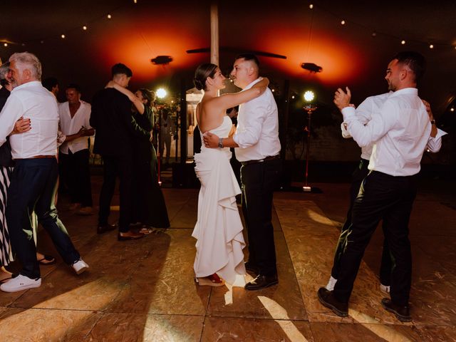 Le mariage de Charly et Oanelle à Crazannes, Charente Maritime 32