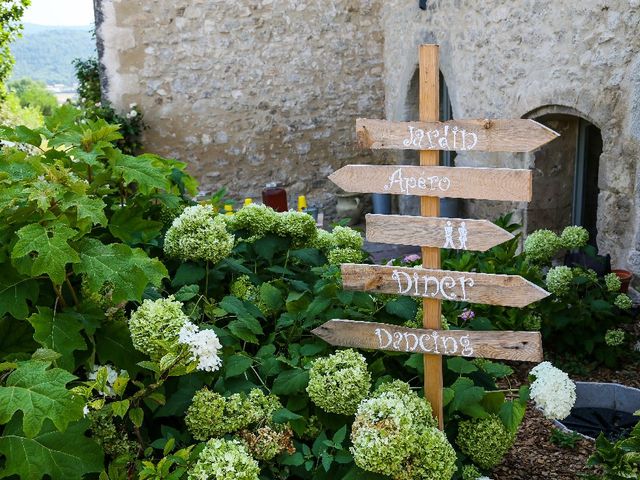 Le mariage de Julien et Justine à Céreste, Alpes-de-Haute-Provence 1