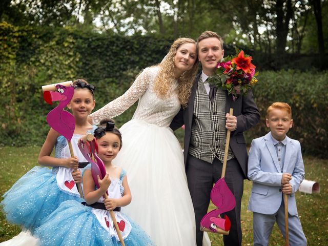 Le mariage de Sean et Zara à Saint-Pargoire, Hérault 55