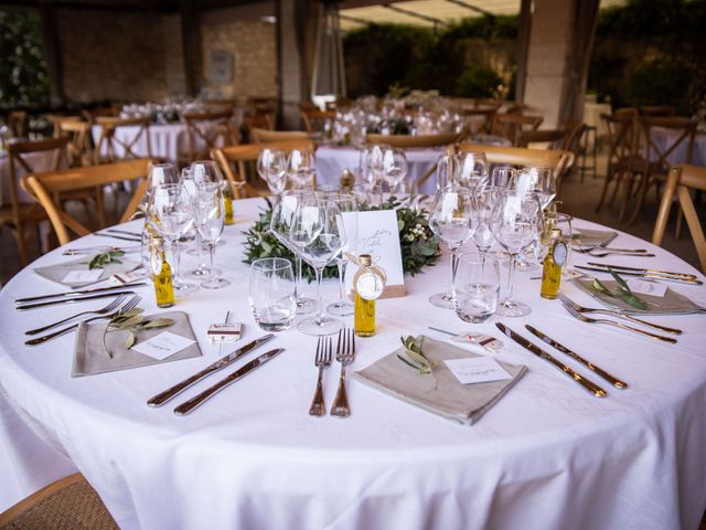 Le mariage de Laura et Mathieu à Orgon, Bouches-du-Rhône 5