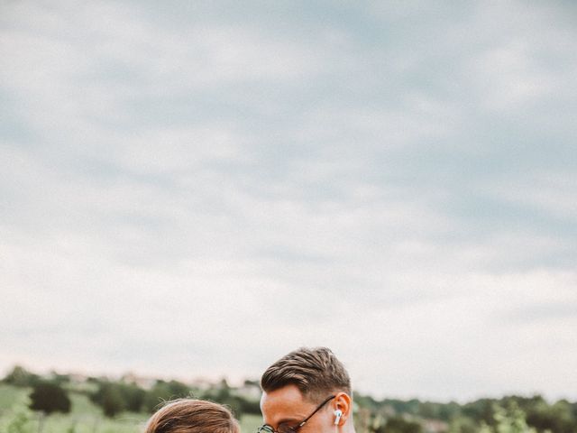 Le mariage de Valentin et Léa à Rions, Gironde 4