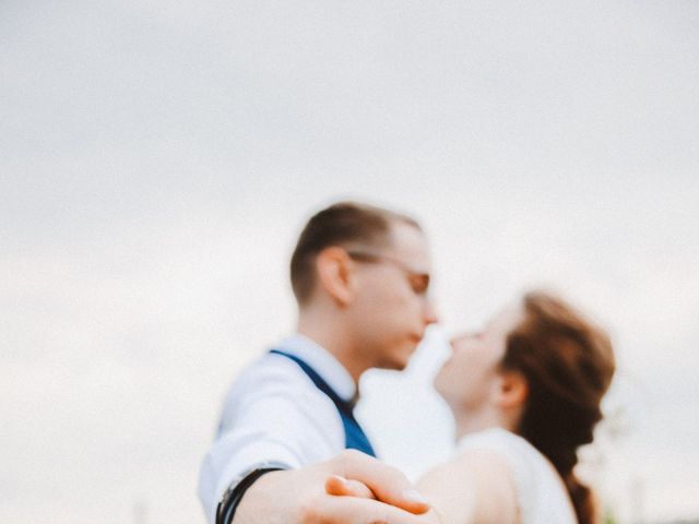 Le mariage de Valentin et Léa à Rions, Gironde 21