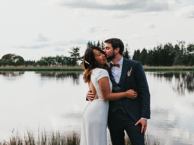 Le mariage de Émile et Cyndie à Montgreleix, Cantal 24