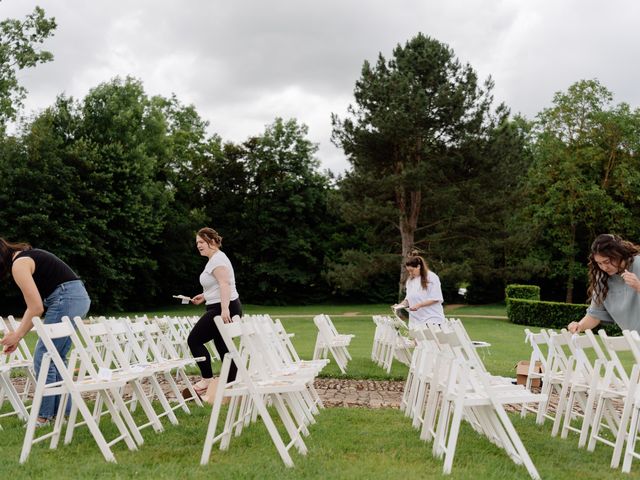 Le mariage de Adam et Stephanie à Lacenas, Rhône 4