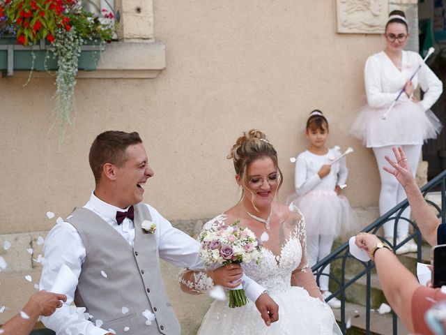 Le mariage de Dorian et Charlotte à Port-sur-Saône, Haute-Saône 32