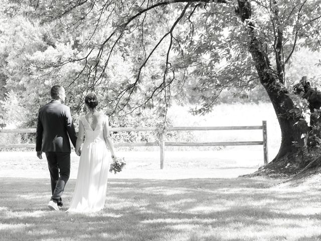 Le mariage de Kevin et Elodie à Martigné-sur-Mayenne, Mayenne 24