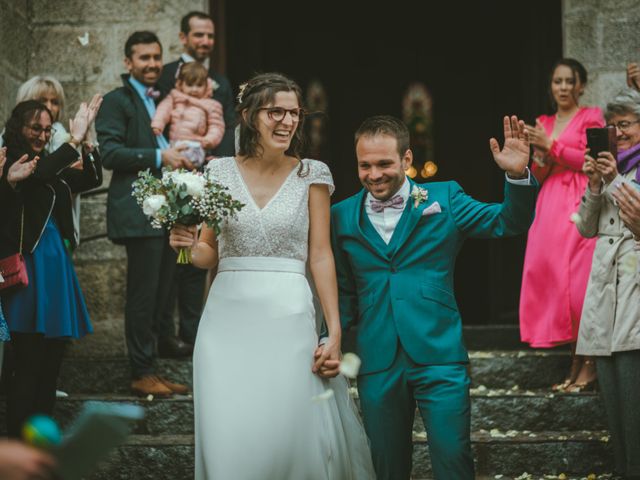 Le mariage de Thomas et Eloïse à Mably, Loire 40