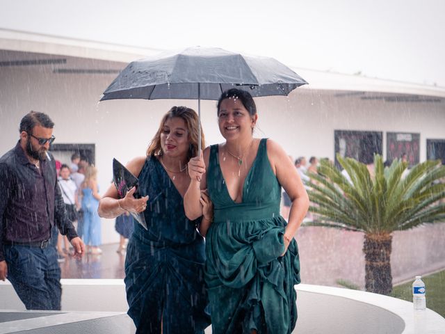 Le mariage de Alex et Titia à Montescot, Pyrénées-Orientales 4