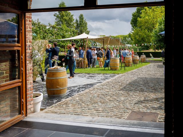 Le mariage de Nicolas et Sarah à Celles, Hainaut 5