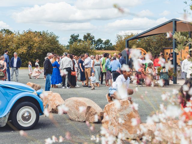 Le mariage de Flavien et Anne-Claire à Le Poiré-sur-Vie, Vendée 21