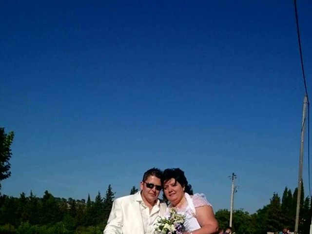 Le mariage de Laetitia  et Magali  à Lambesc, Bouches-du-Rhône 8