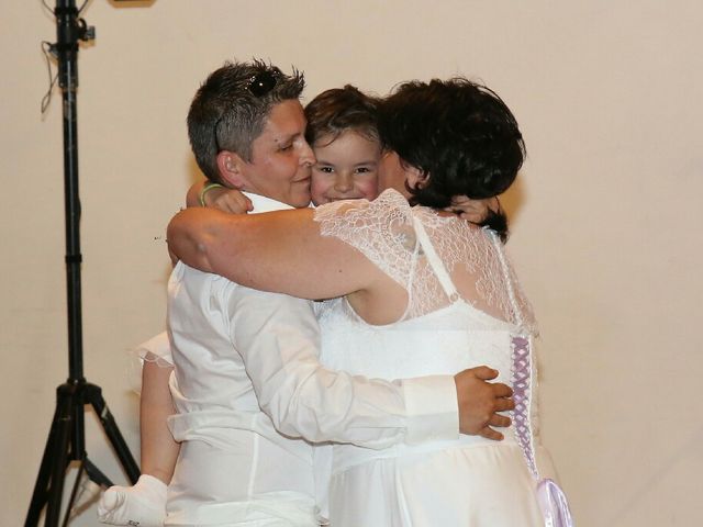Le mariage de Laetitia  et Magali  à Lambesc, Bouches-du-Rhône 10
