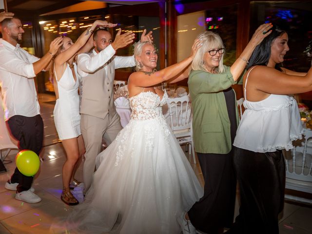 Le mariage de Perez  et Sandra  à Istres, Bouches-du-Rhône 5