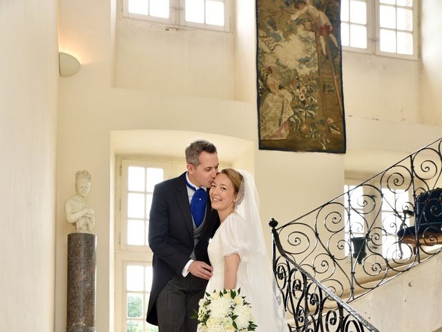 Le mariage de Christilla et Jean à Pont-de-l'Arche, Eure 11