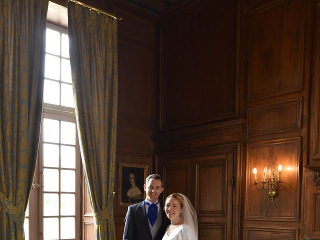 Le mariage de Christilla et Jean à Pont-de-l'Arche, Eure 14