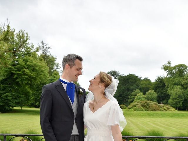 Le mariage de Christilla et Jean à Pont-de-l'Arche, Eure 16