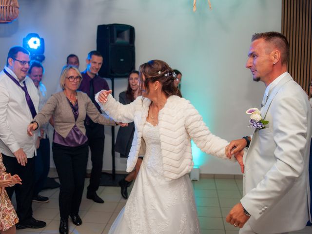 Le mariage de KEVIN et AMANDINE à Saint-Georges-d'Espéranche, Isère 27