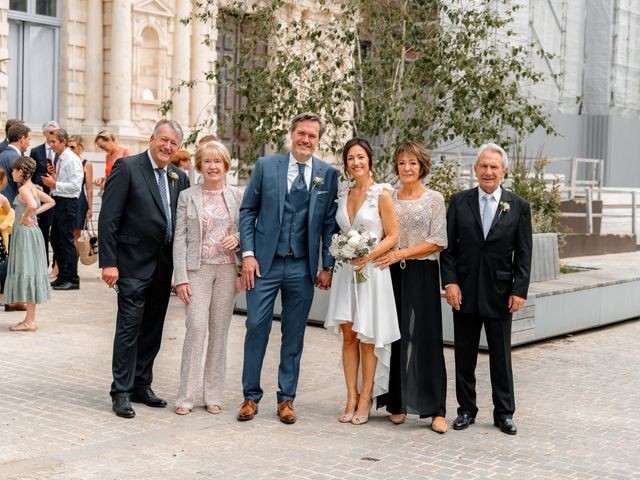 Le mariage de Caroline et Arnaud à Reims, Marne 77