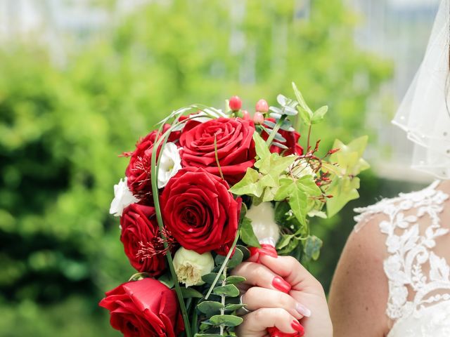 Le mariage de Cédric et Adeline à Saint-Julien-sur-Sarthe, Orne 66