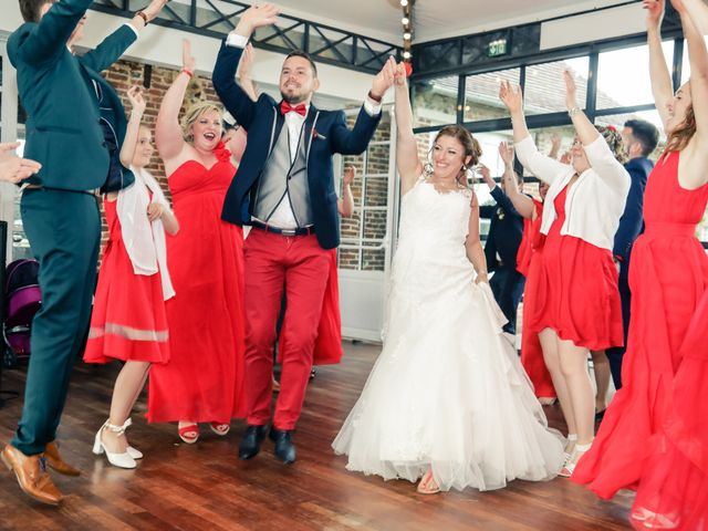 Le mariage de Cédric et Adeline à Saint-Julien-sur-Sarthe, Orne 243