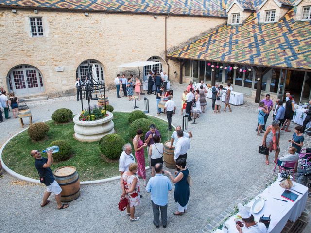 Le mariage de Antoine et Laura à Nuits-Saint-Georges, Côte d&apos;Or 36