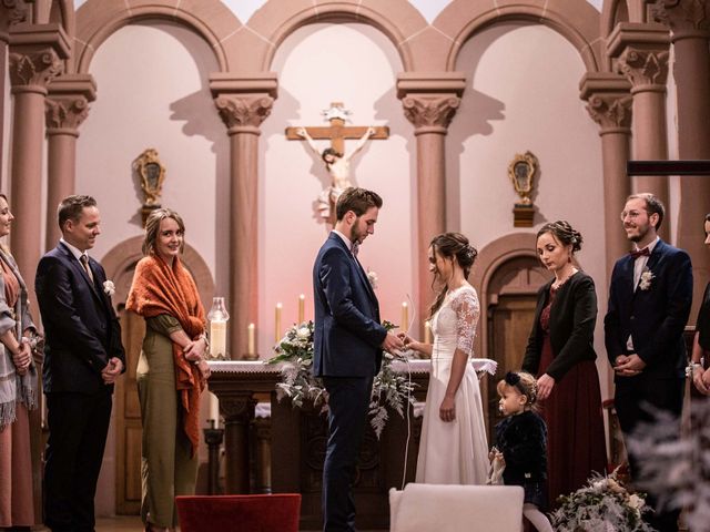 Le mariage de Thibaut et Marine à Pfaffenhoffen, Bas Rhin 18