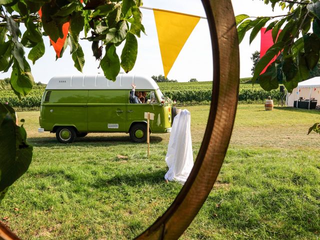 Le mariage de Mathias et Caitlin à Villeneuve-de-Duras, Lot-et-Garonne 25