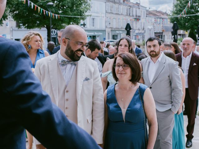 Le mariage de Pedro et Emilie à Ruffec, Charente 35