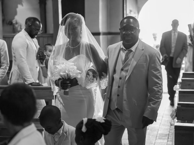 Le mariage de Axel et Marie-Louise à Saint-Rémy-lès-Chevreuse, Yvelines 20