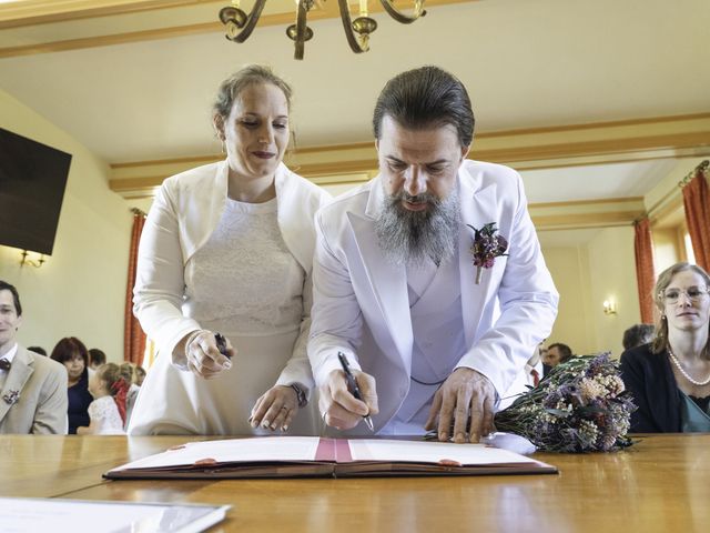 Le mariage de Nicolas et Julie à Lucenay, Rhône 17
