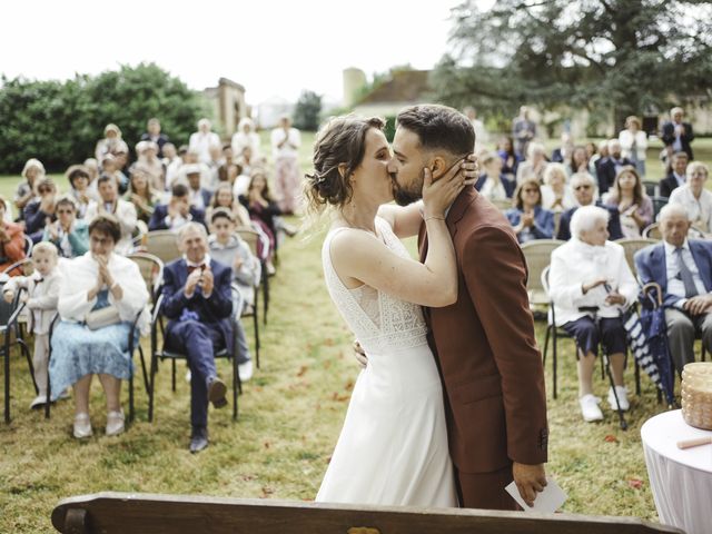 Le mariage de Matthieu et Laura à Griselles, Loiret 8