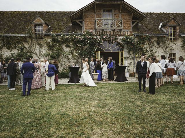 Le mariage de Matthieu et Laura à Griselles, Loiret 13