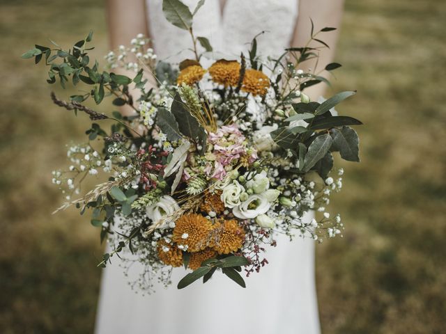 Le mariage de Matthieu et Laura à Griselles, Loiret 16