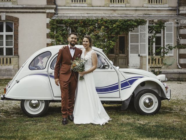 Le mariage de Matthieu et Laura à Griselles, Loiret 17
