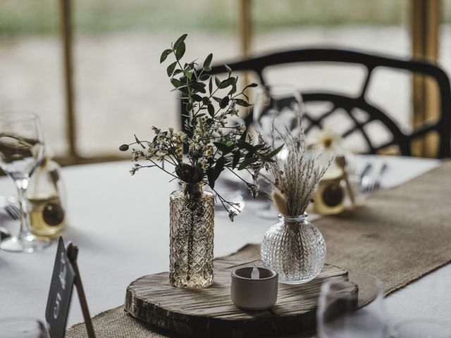 Le mariage de Matthieu et Laura à Griselles, Loiret 23