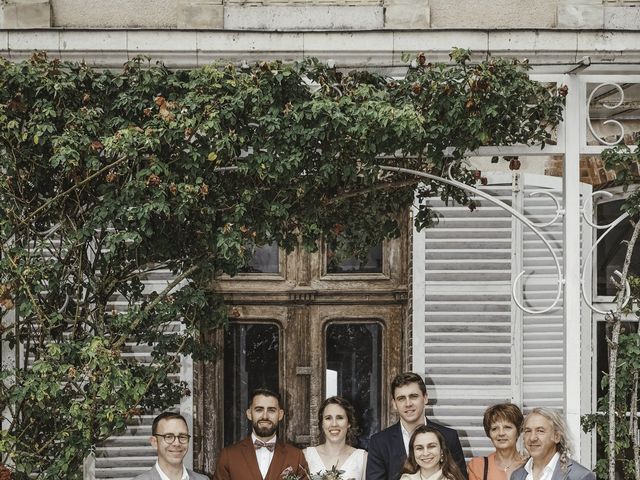 Le mariage de Matthieu et Laura à Griselles, Loiret 33