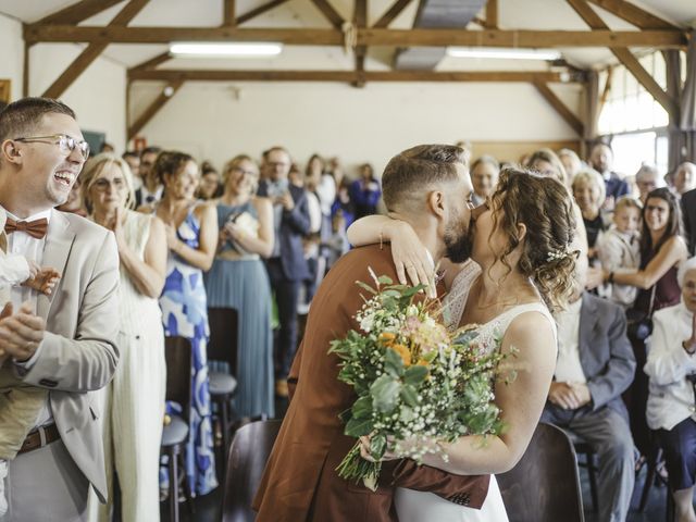 Le mariage de Matthieu et Laura à Griselles, Loiret 36