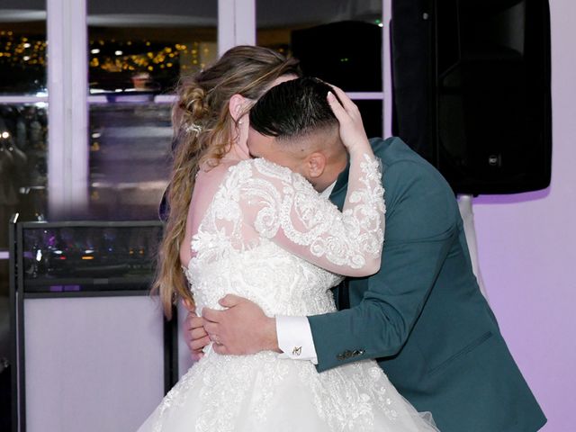 Le mariage de Jonathan et Aurélie à Sainte-Geneviève-des-Bois, Essonne 31