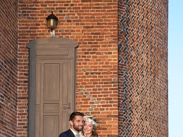 Le mariage de Charles et Emilie à Boissey-le-Châtel, Eure 44