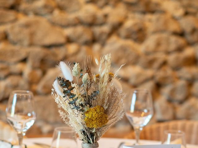 Le mariage de Thomas et Benedicte à Riotord, Haute-Loire 9