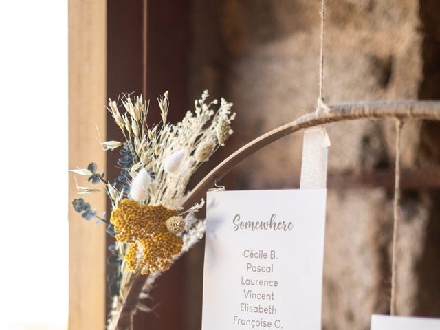 Le mariage de Thomas et Benedicte à Riotord, Haute-Loire 12