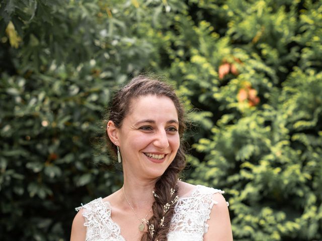 Le mariage de Thomas et Benedicte à Riotord, Haute-Loire 28