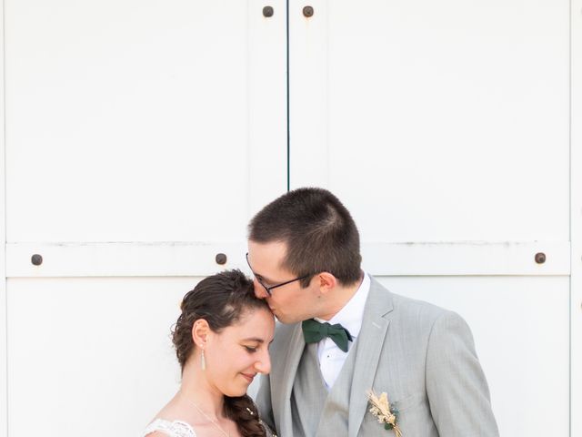 Le mariage de Thomas et Benedicte à Riotord, Haute-Loire 40