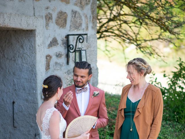 Le mariage de Thomas et Benedicte à Riotord, Haute-Loire 46