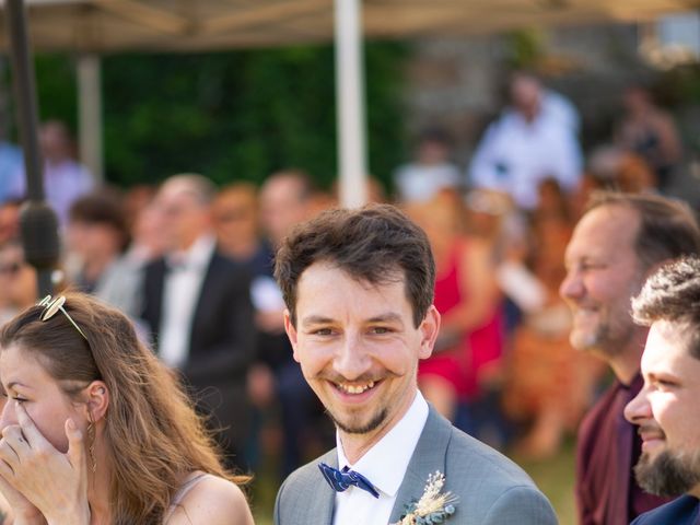 Le mariage de Thomas et Benedicte à Riotord, Haute-Loire 62