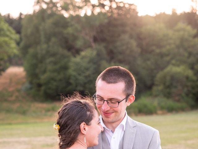 Le mariage de Thomas et Benedicte à Riotord, Haute-Loire 89