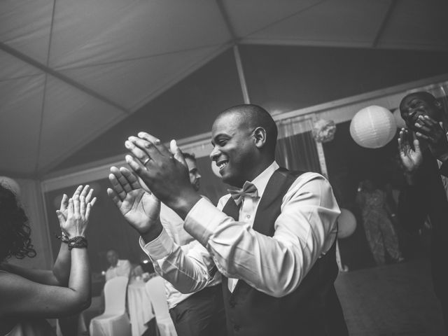 Le mariage de Emmanuel et Emmanuelle à Saint-Valérien, Vendée 41